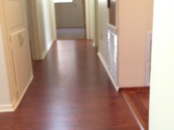 2nd image of 9496 Boxwood Dr