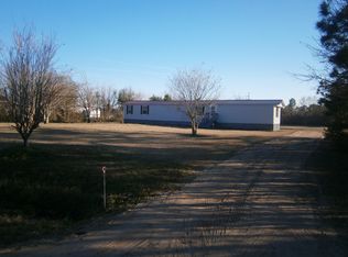 123 Cedar Branch Rd, Chadbourn, NC 28431