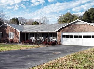 3425 Mill Run Ln, Pfafftown, NC 27040
