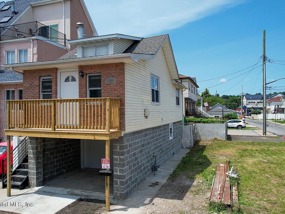 1st image of 135 Haven Ave