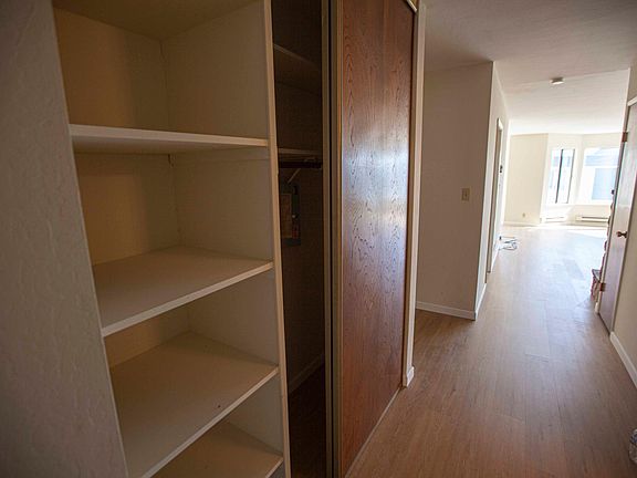 5th image of 4242 Irving St
