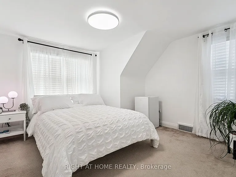 105 Glenridge Ave — Photo 36