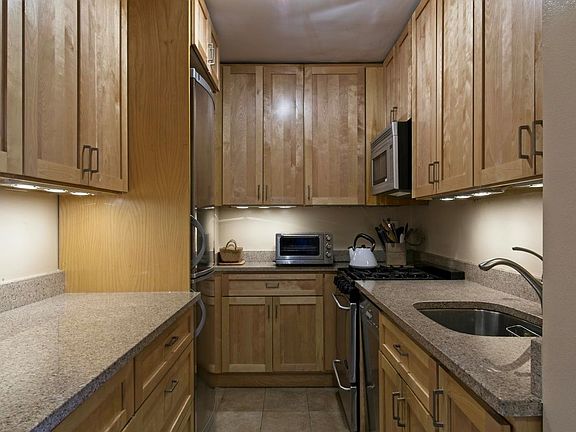 4th image of 400 Central Park W APT 16L