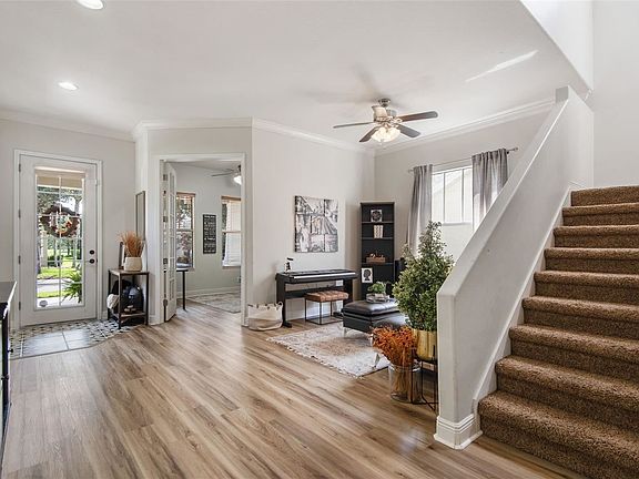 3rd image of 8149 Lagerfeld Dr