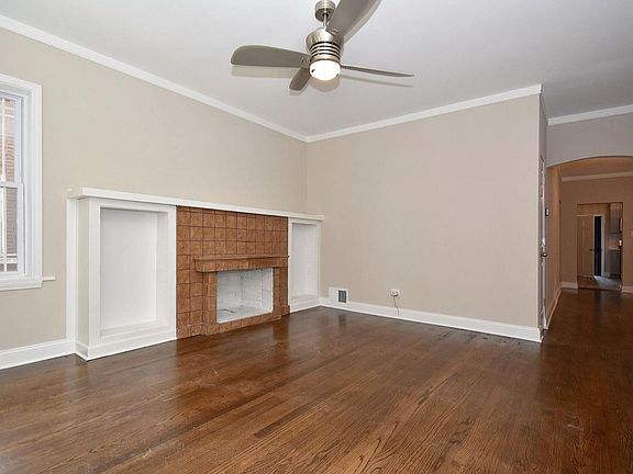 4th image of 1629 N Linder Ave #1