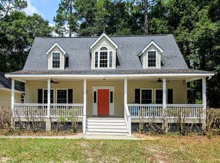 551 Sams Point Rd, Beaufort, SC 29907