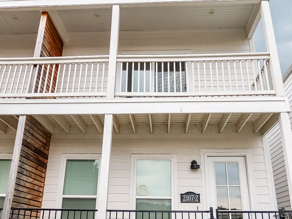 2107 W Parnell Dr #2