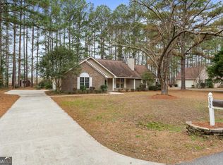 2558 Westover Dr, Statesboro, GA 30458