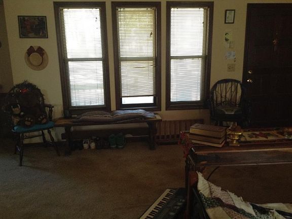 4th image of 503 Penny Ln
