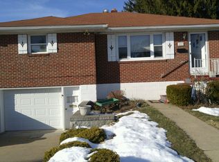 802 Smith St, Somerset, PA