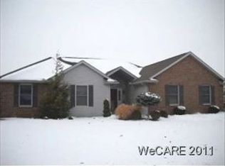 2151 Larkspur Dr, Lima, OH 45807
