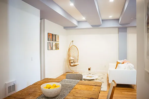 Rented by Nooklyn NYC LLC | media 51