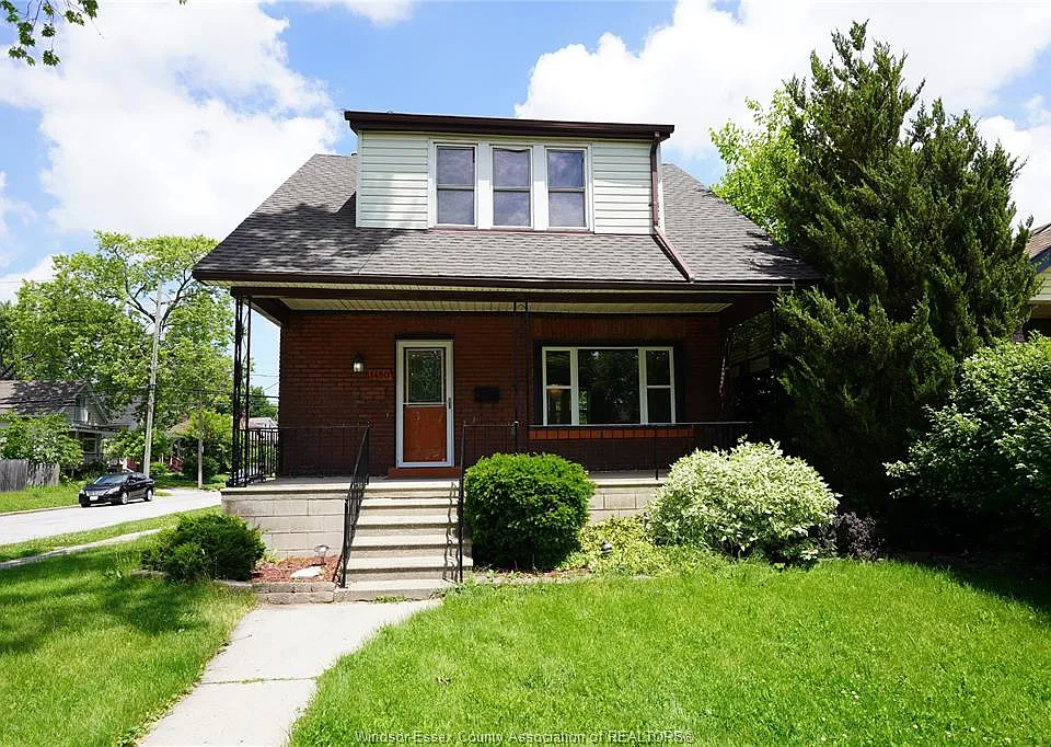 1450 Bruce Ave