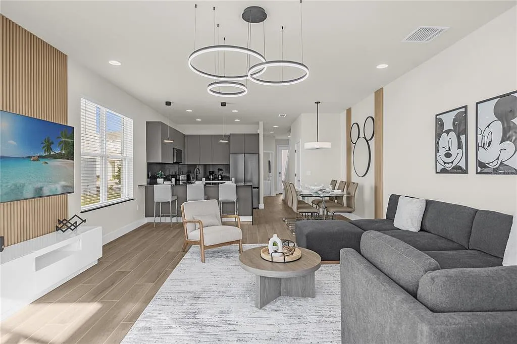 4 bed, 3.0 bath, 2256 sqft, $2,950 — Photo 3