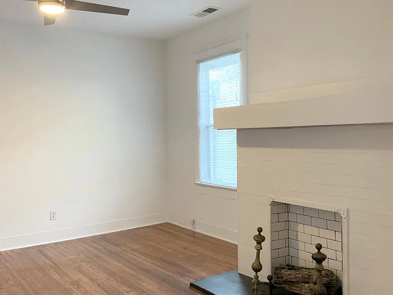 687 Durant Pl NE #3 — Photo 11