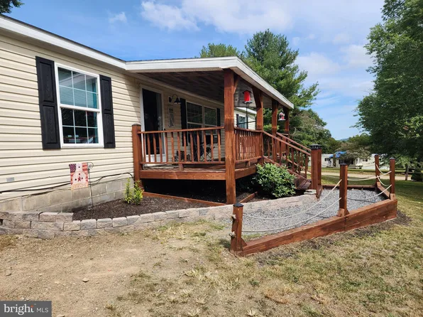 3453 Lakeview Dr, Fort Loudon, PA 17224