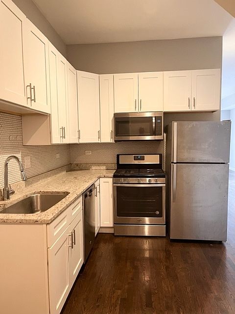 1st image of 1854 W 18th St #10847405