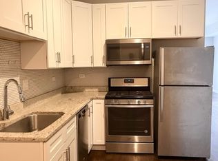 1854 W 18th St #10847405, Chicago, IL 60608
