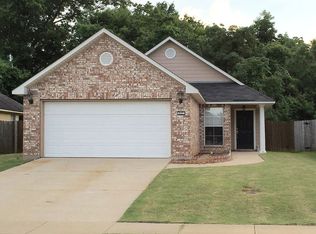 625 Whitefield Ln, Bossier City, LA 71112