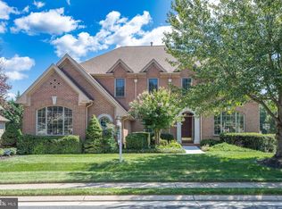 1542 Wellingham Ct, Vienna, VA 22182