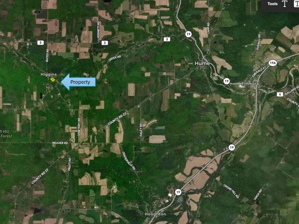 8213 Higgins Rd, Freedom, NY 14065