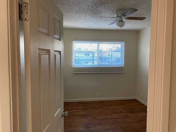 5th image of 918 Illinois Ave #19