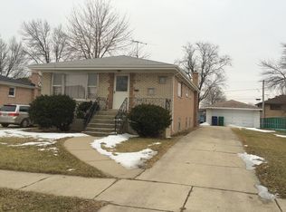 7055 W 81st St, Burbank, IL 60459