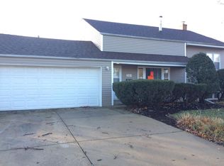 2301 S 15th Ave, Broadview, IL 60155