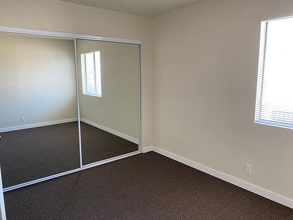 5th image of 628 N Alexandria Ave APT 10