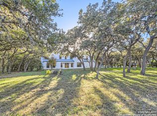 10624 Parrigin Rd, Helotes, TX 78023