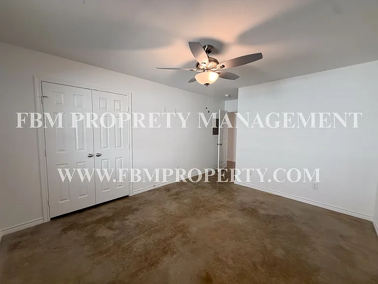 114 E Camden St - Brand New 2 Bedroom, 2 Bathroom Duplex Located in Rice, TX! — Photo 10