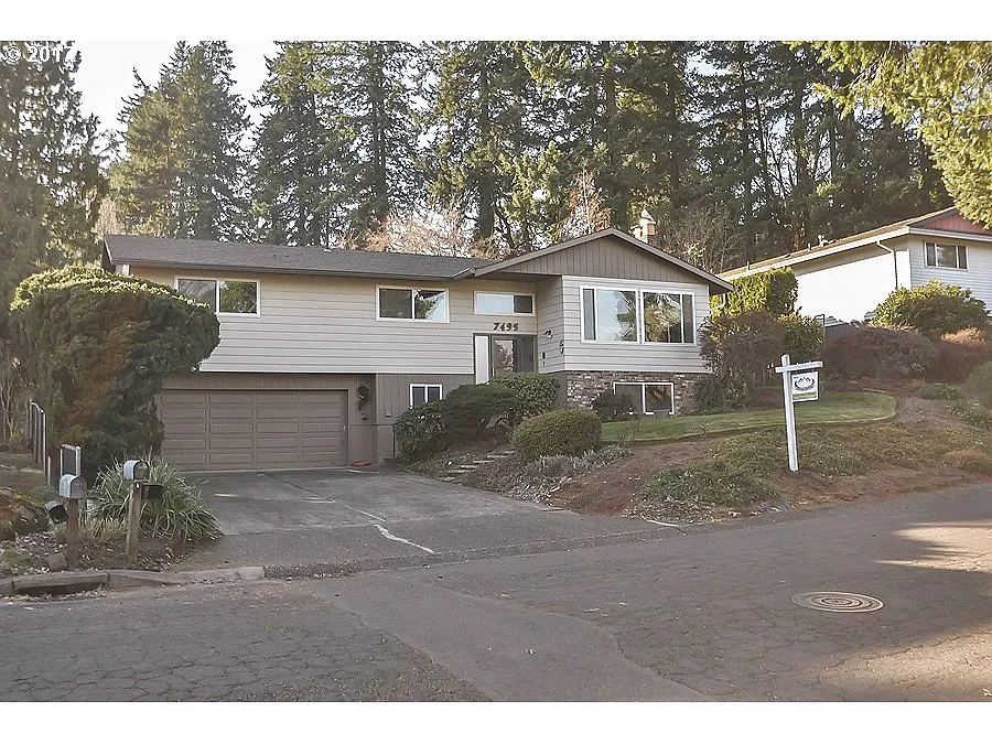 7495 Cason Cir photo 1