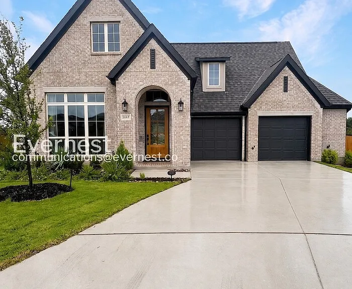 1447 Cowan Run — Photo 1