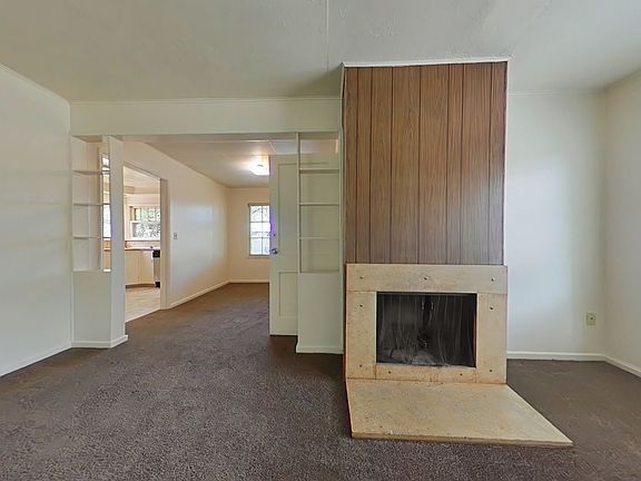 4th image of 712-716 NW Kings Blvd