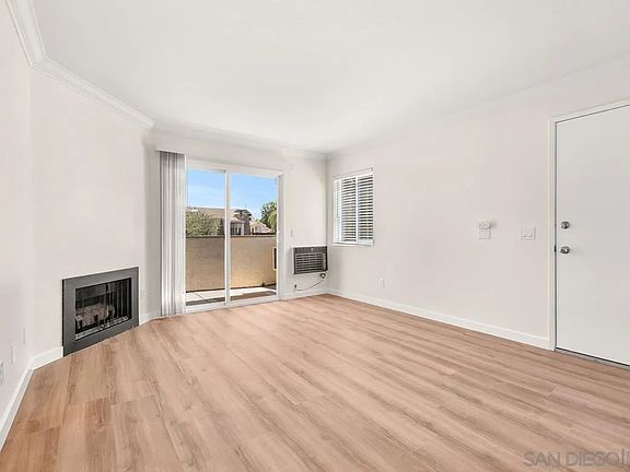 2nd image of 224 Woodland Pkwy Unit 260