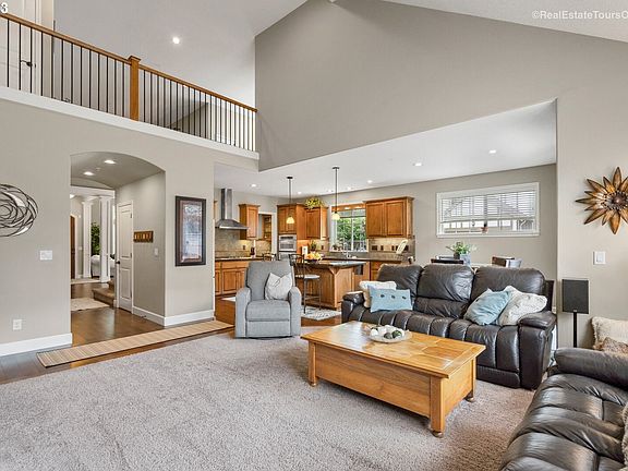4th image of 29036 SW San Remo Ave
