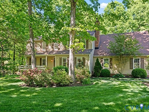 2nd image of 1113 Royal Ridge Rd