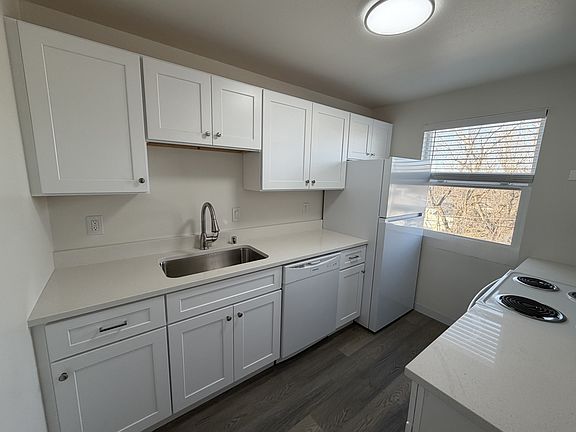 4th image of 1622 W 7th Ave #11516216