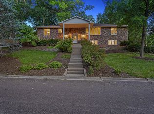 704 Longfellow Ln, Columbia, MO 65203