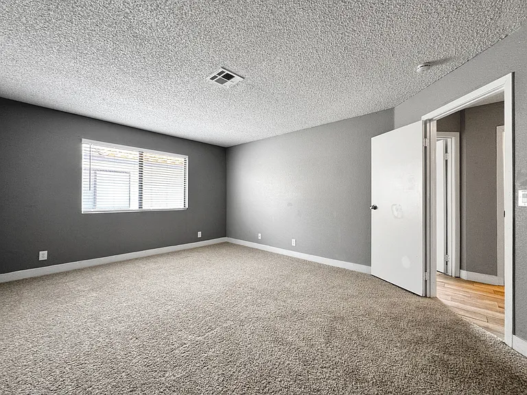 6743 W Charleston Blvd #4 — Photo 29
