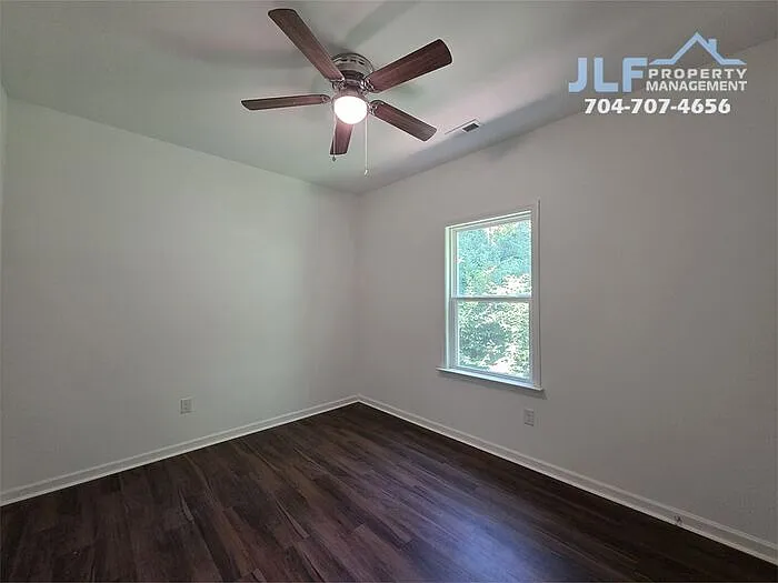 595 Foxwood Dr — Photo 16