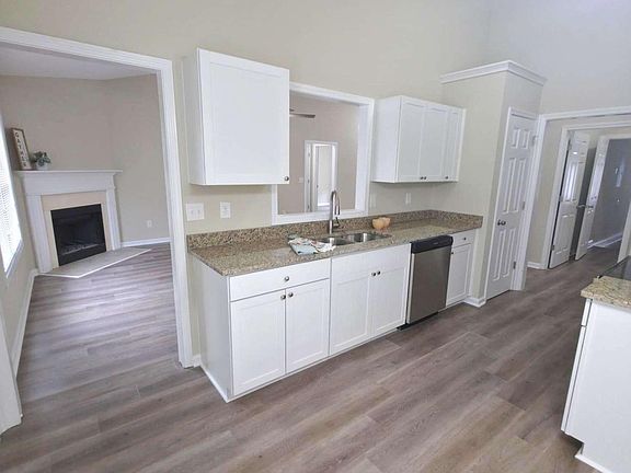 4th image of 312 Lokeys Ridge Rd