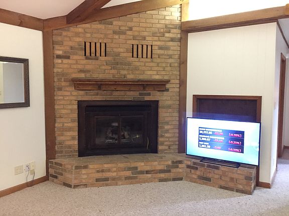 3rd image of 2313 Peterson Dr