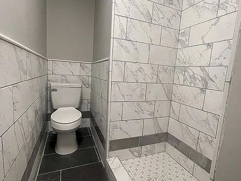 18 Calloway St #4 — Photo 11