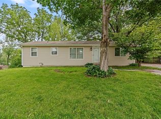 407 Salem Rd, Excelsior Springs, MO 64024