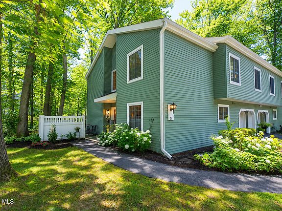 4th image of 17 Spruce Court
