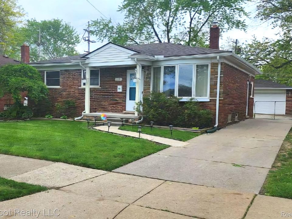 1st image of 27713 Rockwood St