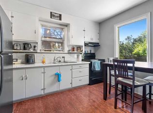 4732 E 52nd St, Sylvan Lake, AB T4S1G5