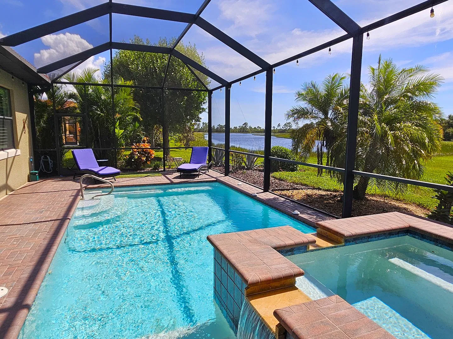 Seasonal Short-Term 3 Bedroom 2 Bathroom Heated Pool Home in Sarasota National with resort-like A... — Photo 2