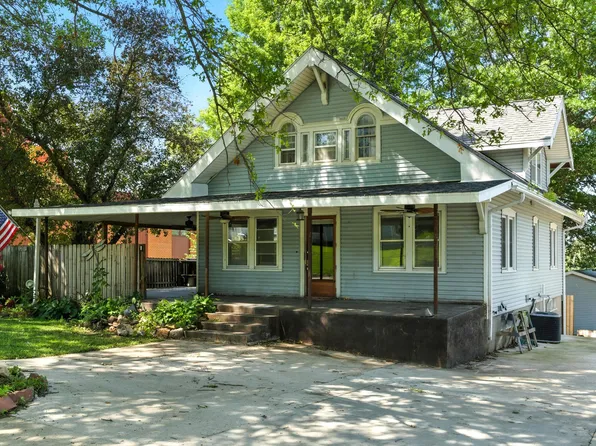 310 N Elm St, Avoca, IA 51521